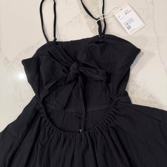 Halara NWT Backless Tie Back Tiered Ruffle Flowy Mini Dress Women's Medium Black - Picture 6 of 9
